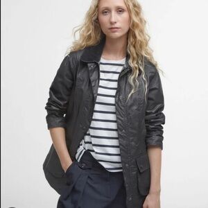 BARBOUR Beadnell Wax Jacket in Black